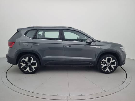 VOLKSWAGEN TAOS 1.4 250 TSI TOTAL FLEX HIGHLINE AUTOMÁTICO